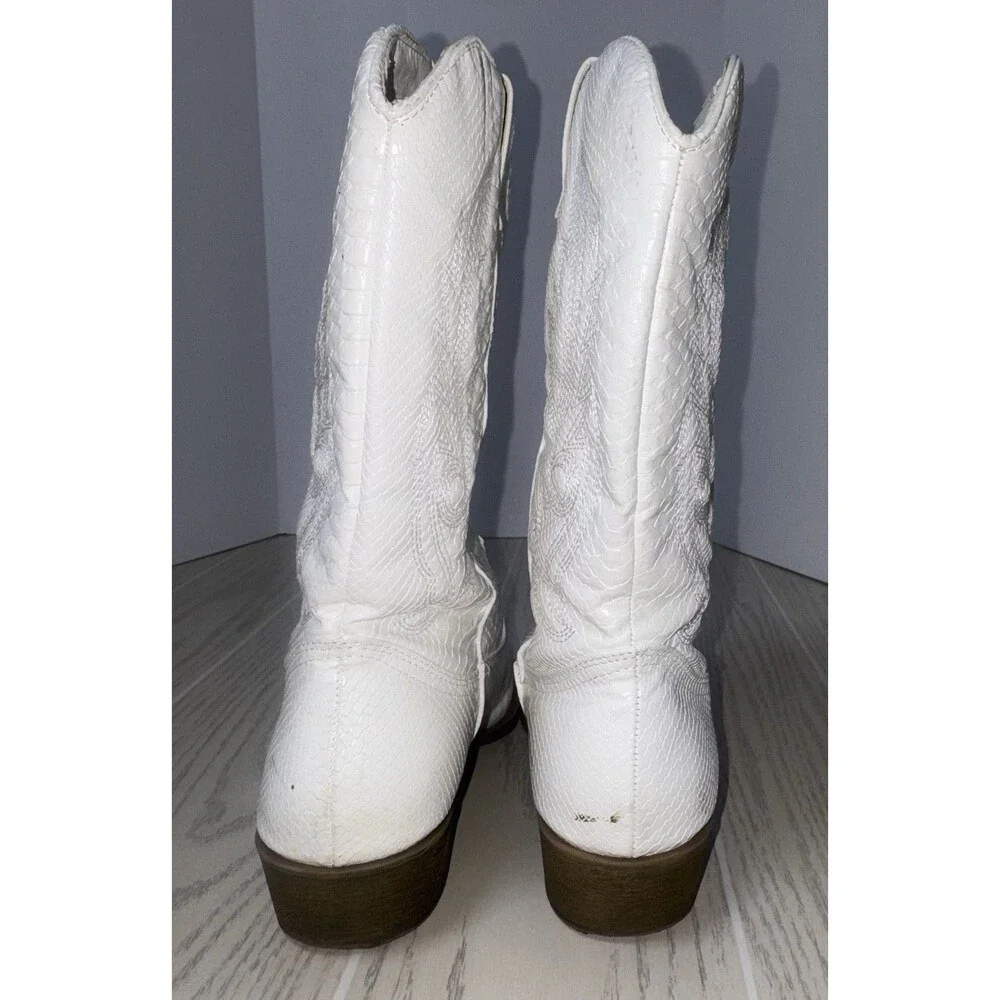 Coconuts by Matisse Gaucho Women’s Western Boots White Snake Print 10W